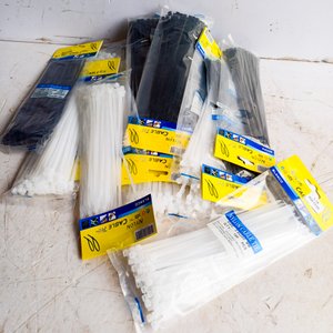 Lote anterior: Set de 18 Precintos de Nylon 3.6 x 200 mm