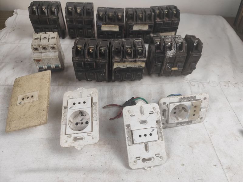 Item 866858 - Image 0