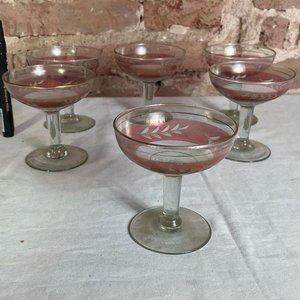Juego de 6 Copas de Cristal Labrado con Detalle Rosa y Dorado - imagen 7