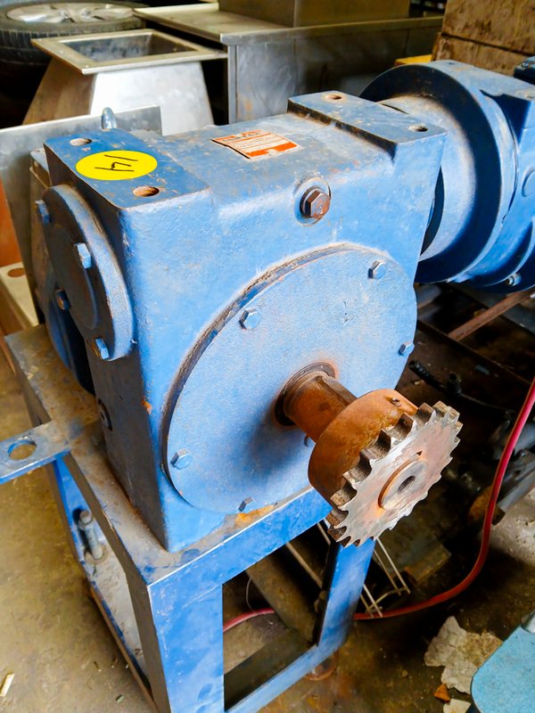 Reductor de velocidad Lentax motor trifasico Weg - imagen 5