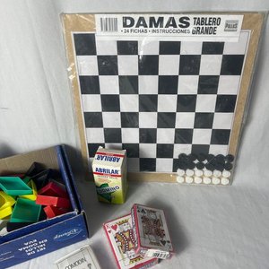 Lote de Juegos: Domino, Damas, Cartas y Juego de Armar - imagen 3