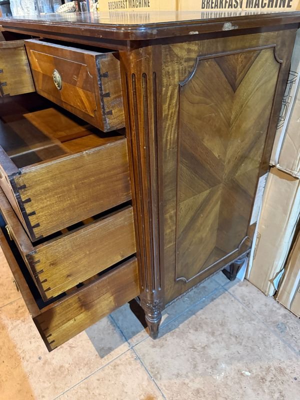 Antigua cómoda en madera maciza para decorar tu hogar - imagen 5