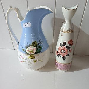 Lote anterior: Jarra Antigua de Lavatorio y Florero Decorativo con Flores
