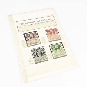 Lote siguiente: 4 Sellos Gran Bretaña 1939 Conmemorativos George VI N° 224-226 y 233