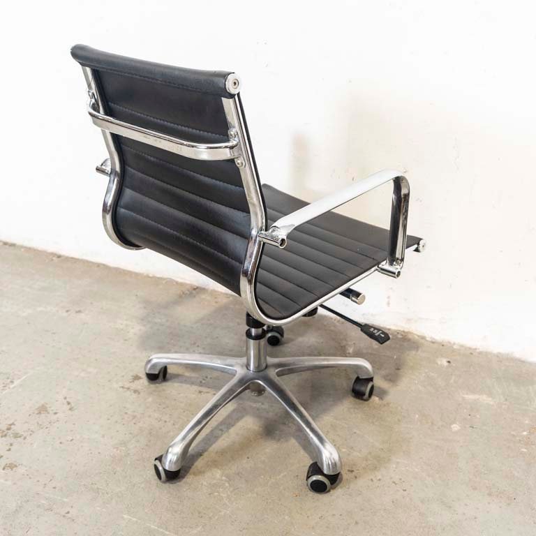 Item 2094384 - Image 3