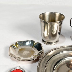 Conjunto de 11 Piezas Vintage: Porta Retrato, Vasos, Plato y Más - imagen 3