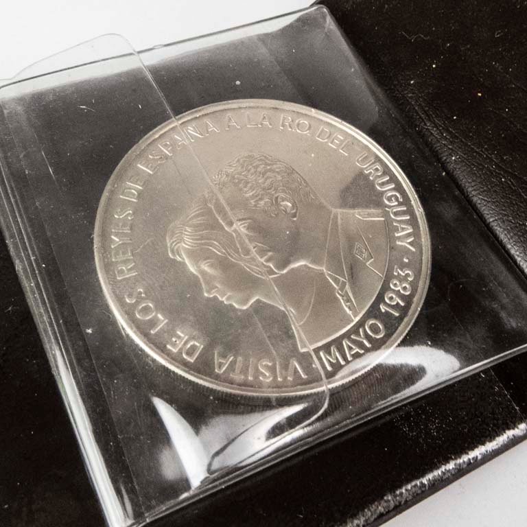 Item 2107974 - Image 0