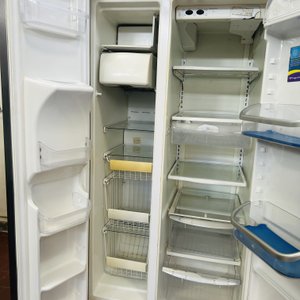 Heladera Frigidaire Profesional de dos puertas con dispensador - imagen 6