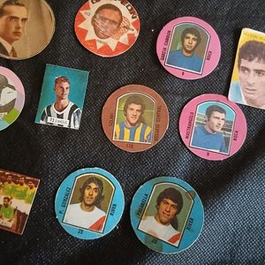Lote de 11 Figuritas Vintage de Fútbol: Passarella, P. González, Mastrángelo, García Cambón y más - imagen 3