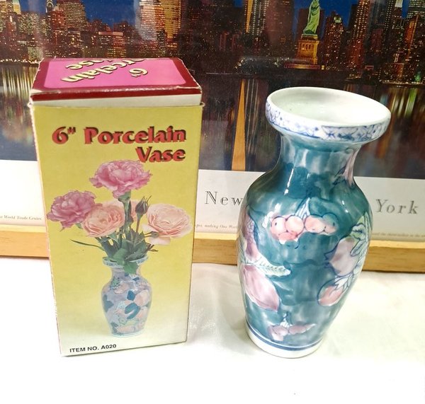 Vaso de porcelana con diseño oriental y floral - imagen 1