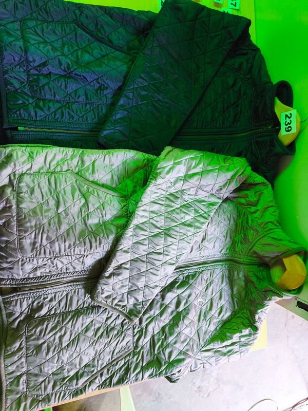 Item 846398 - Image 0