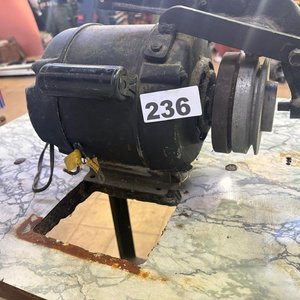 Motor Eléctrico con Mesa de Trabajo - imagen 5