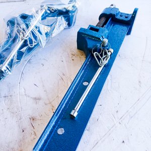 2 Sargentos "Ale-Man" T-Bar Clamp de 150 cm (5 pies) - imagen 1