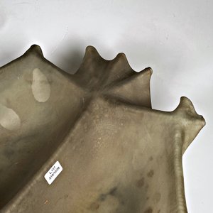Centro de Mesa Artístico de Vidrio con Bordes Ondulados - imagen 4