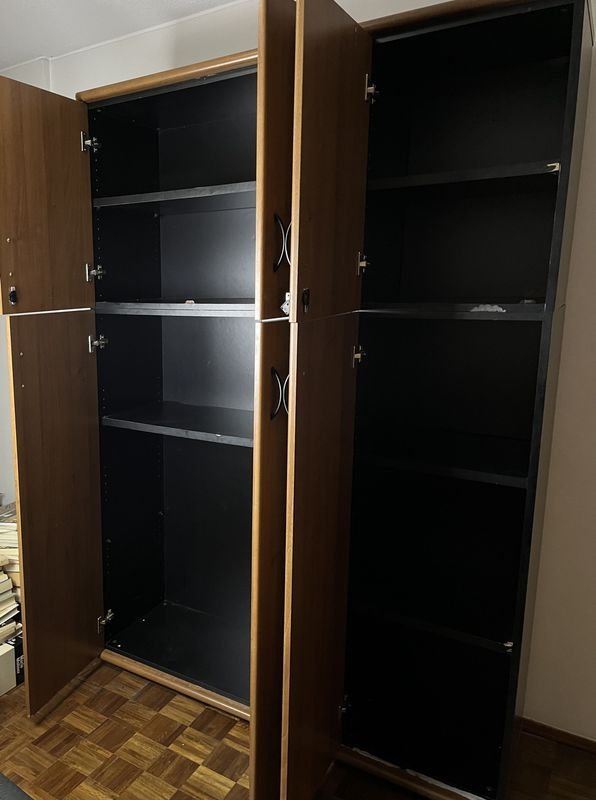 Mueble biblioteca con estantes intercambiables - imagen 5
