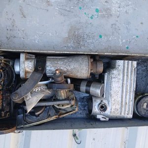 Rotomartillo Desarmado en Valija con Tornillos Varios - imagen 2