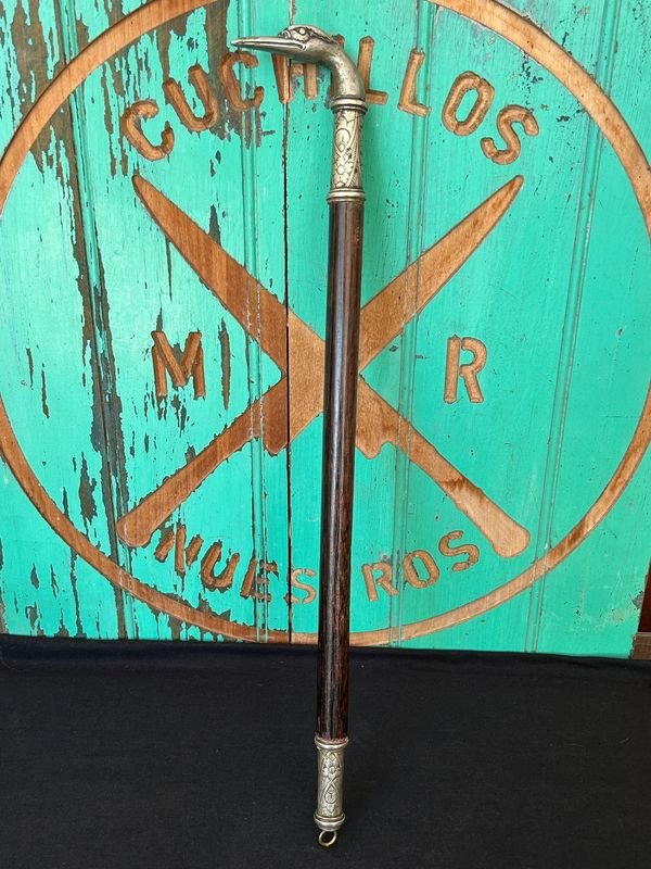 Arreador antiguo de metal blanco para venta - imagen 5