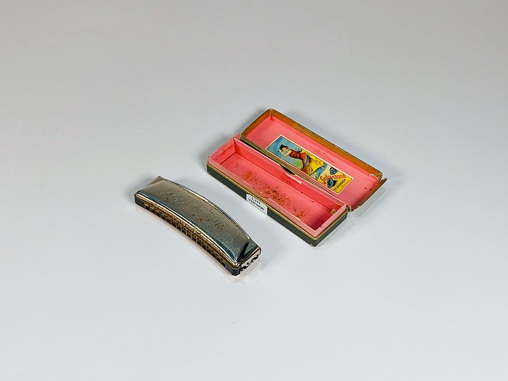Armónica Seductora Alemana Vintage con Estuche
