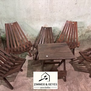 Juego de Mesa y Sillas Materas de Madera Oscura - imagen 4