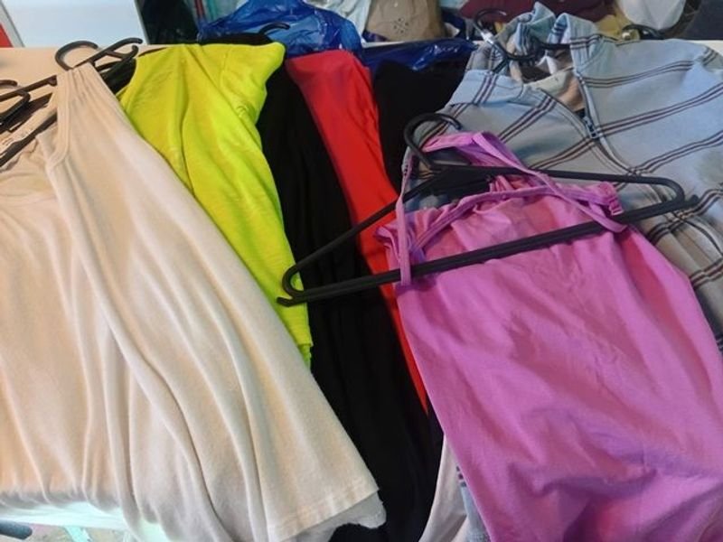 Lote anterior: Lote de Ropa Post Temporada en Buen Estado