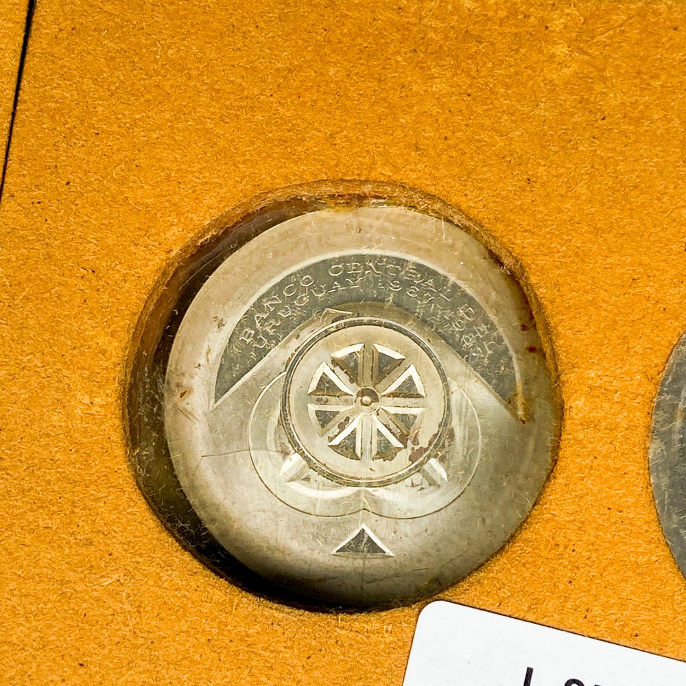 Monedas de plata Banco Central del Uruguay - imagen 3