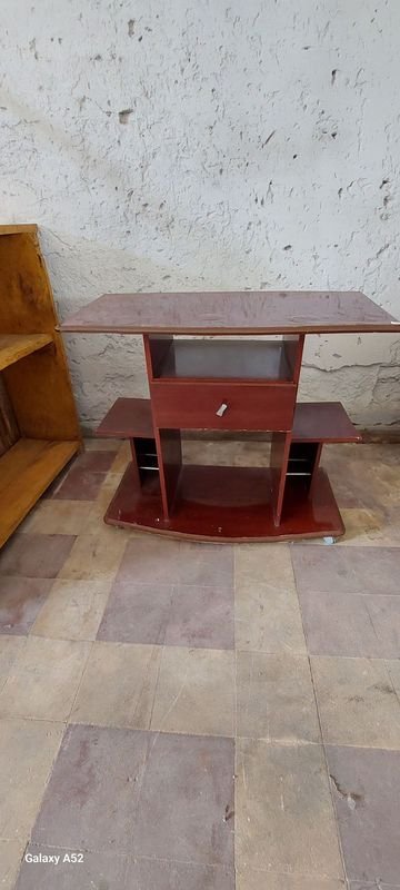 TV rack de MDF en madera con estante - imagen 2
