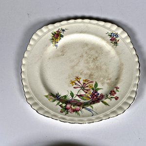 Lote de 4 Platos de Loza Inglesa y Lozur con Decoración Floral y Escena - imagen 3