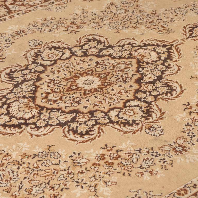 Alfombra acrílica marrón y beige para decorar - imagen 3
