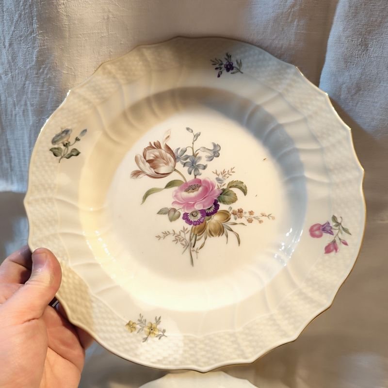 Platos llanos de Royal Copenhagen en venta - imagen 6