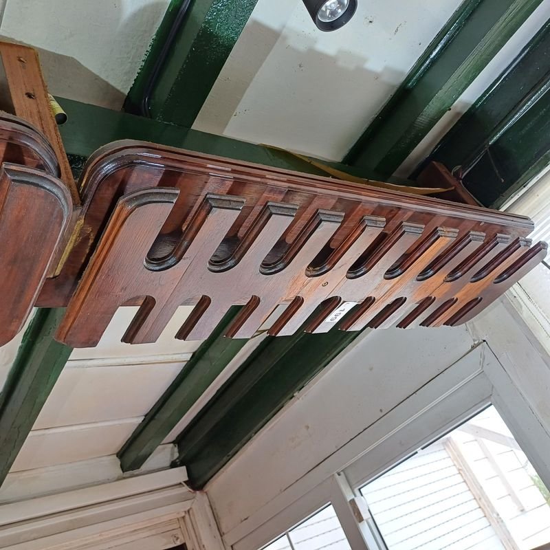 Copero de madera con 58 copas, diseño antiguo - imagen 4