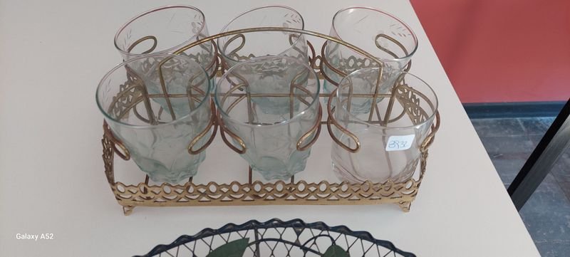 Conjunto de vasos y canasto con fuente - imagen 3