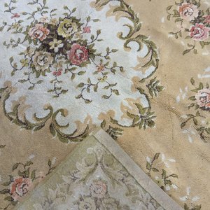 Alfombra Persa Sintética con Diseño Floral y Fondo Beige - imagen 5