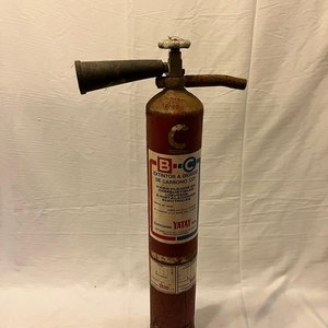 Extintor Antiguo de Dióxido de Carbono (CO₂) Marca Yatay - imagen 3