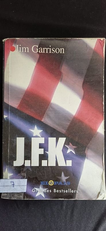 Libro "J.F.K." de Jim Garrison, Edición El País - imagen 1