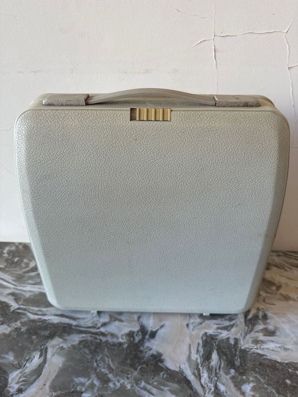 Item 896008 - Image 3