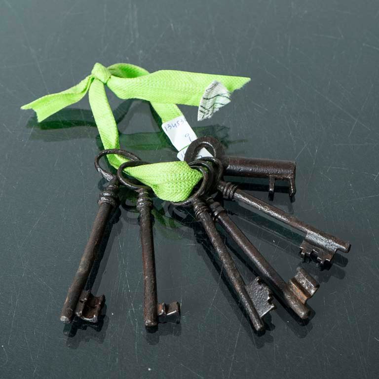 Item 2110435 - Image 0