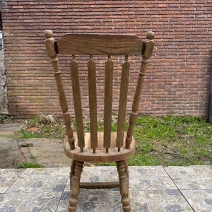 Butaca de Madera Estilo Clásico - imagen 3