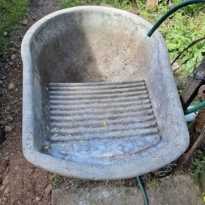 Pileta de Lavar a Mano Antigua de Cemento - imagen 3