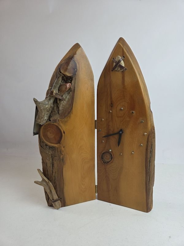 Reloj de madera patagonia, handmade con minerales - imagen 4