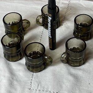 Set de 6 Jarritas de Vidrio Prensado Oscuro - imagen 1