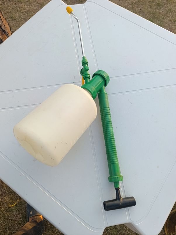 Spray para jardinería en buen estado - imagen 3
