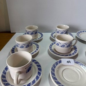 Juego de Tazas y Platillos de Cerámica con Diseño Azul - imagen 4