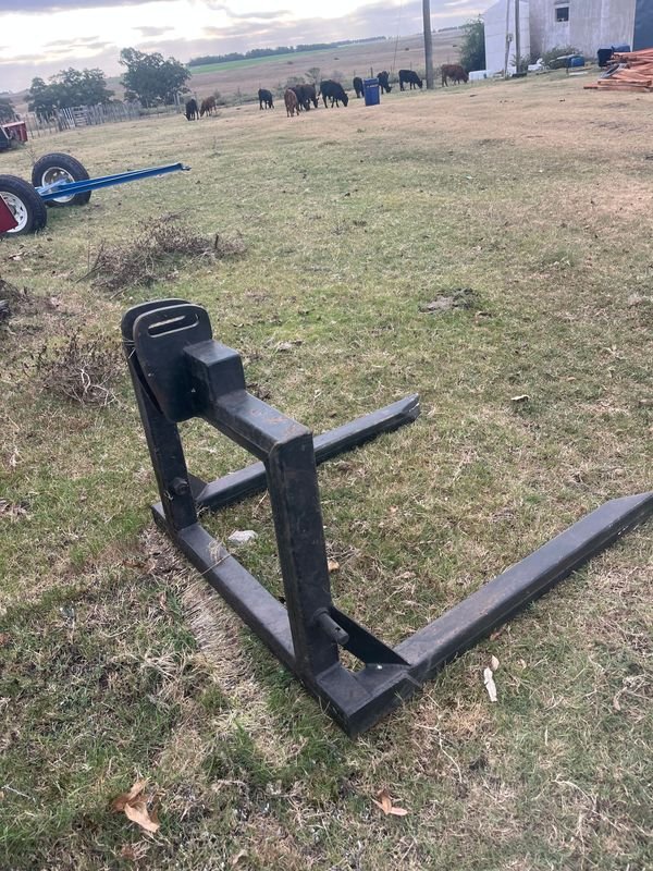 Item 877075 - Image 1