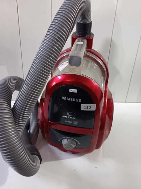Aspiradora Samsung Air Track Roja 1600W