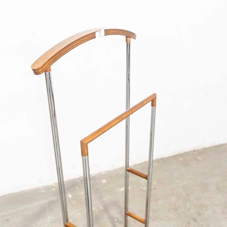 Item 2106280 - Image 1