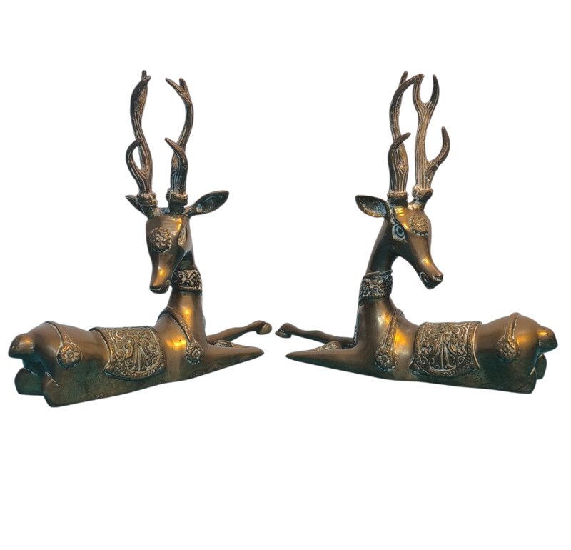 Pareja de Cervos Ornamentados en Bronce Estilo Indo Persa - imagen 1