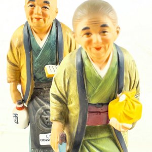 Pareja de Ancianos Orientales en Porcelana, Hechos en Japón - imagen 6