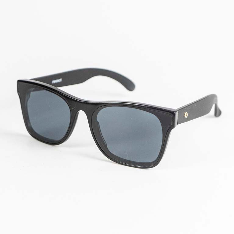 Lote siguiente: Lentes de sol para hombre