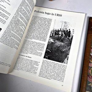 Libro "Karol Wojtyla Su Vida y Su Obra", Cuadro Religioso y Dos Muñecas de Pasta - imagen 4
