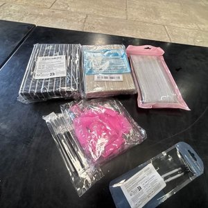 Lote siguiente: Set de Limas para Uñas y Pinceles